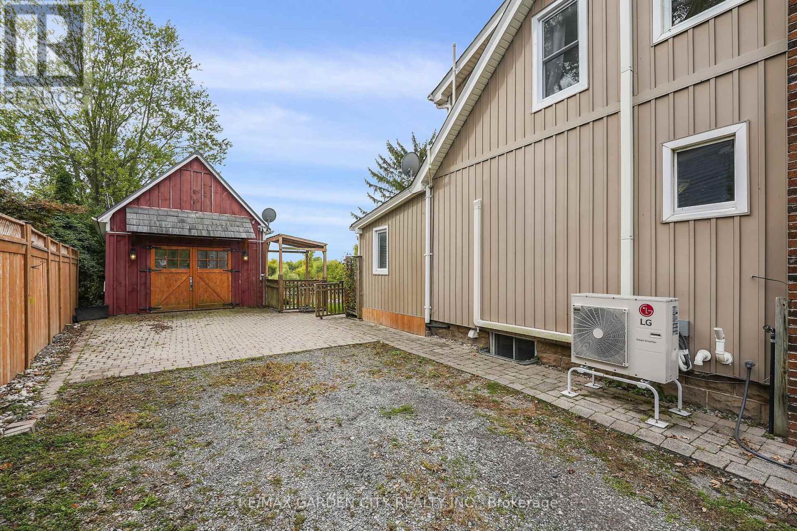 5124 Canborough Road, West Lincoln, Ontario  L0R 2J0 - Photo 35 - X12428326