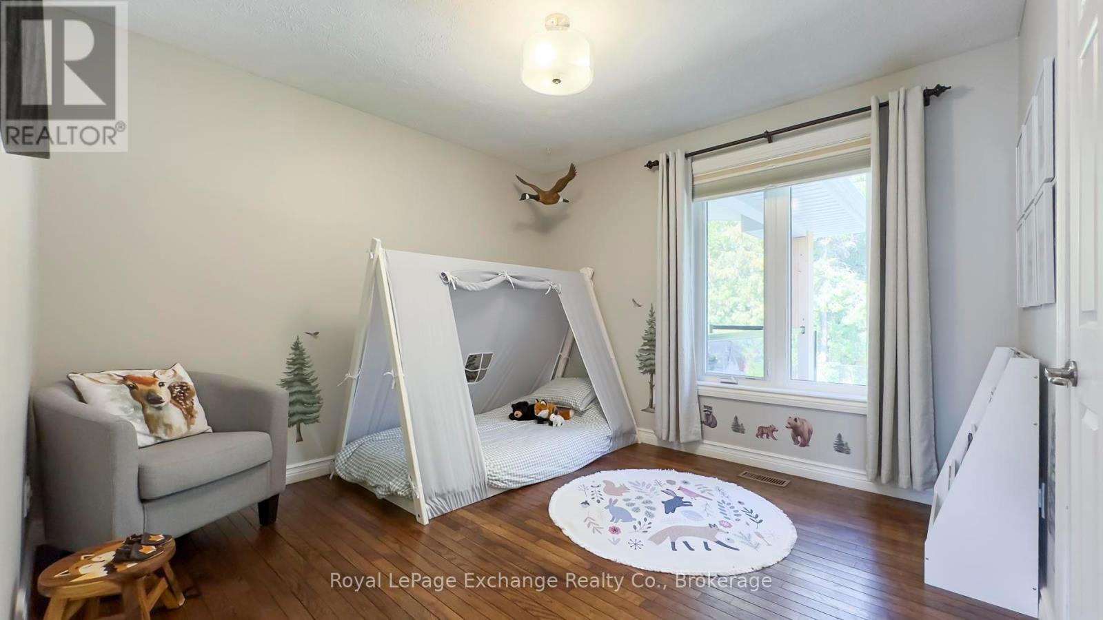 723 Goldie Crescent, Kincardine, Ontario  N2Z 2Z9 - Photo 21 - X12440449