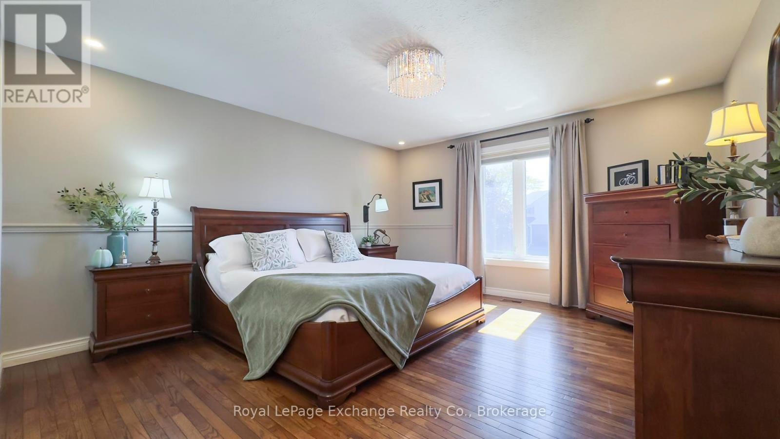 723 Goldie Crescent, Kincardine, Ontario  N2Z 2Z9 - Photo 27 - X12440449