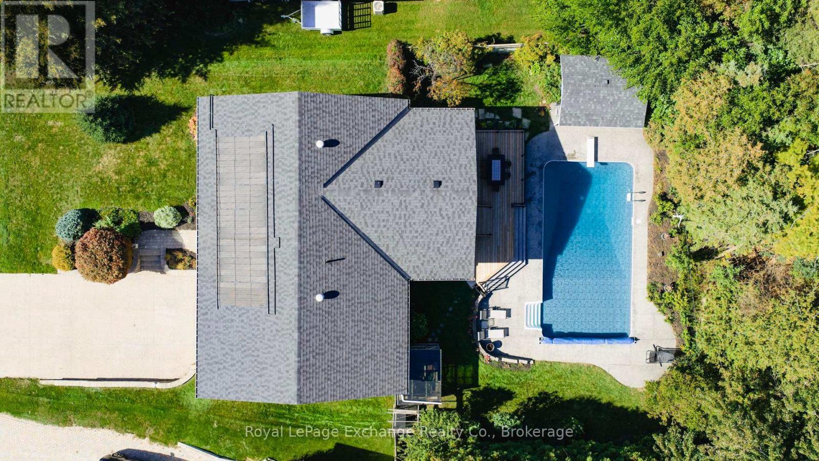 723 Goldie Crescent, Kincardine, Ontario  N2Z 2Z9 - Photo 3 - X12440449