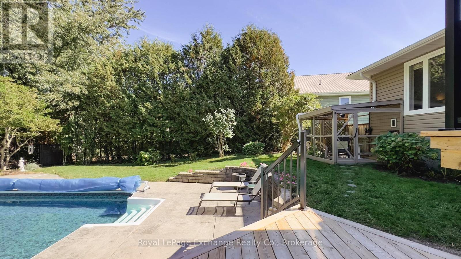 723 Goldie Crescent, Kincardine, Ontario  N2Z 2Z9 - Photo 45 - X12440449
