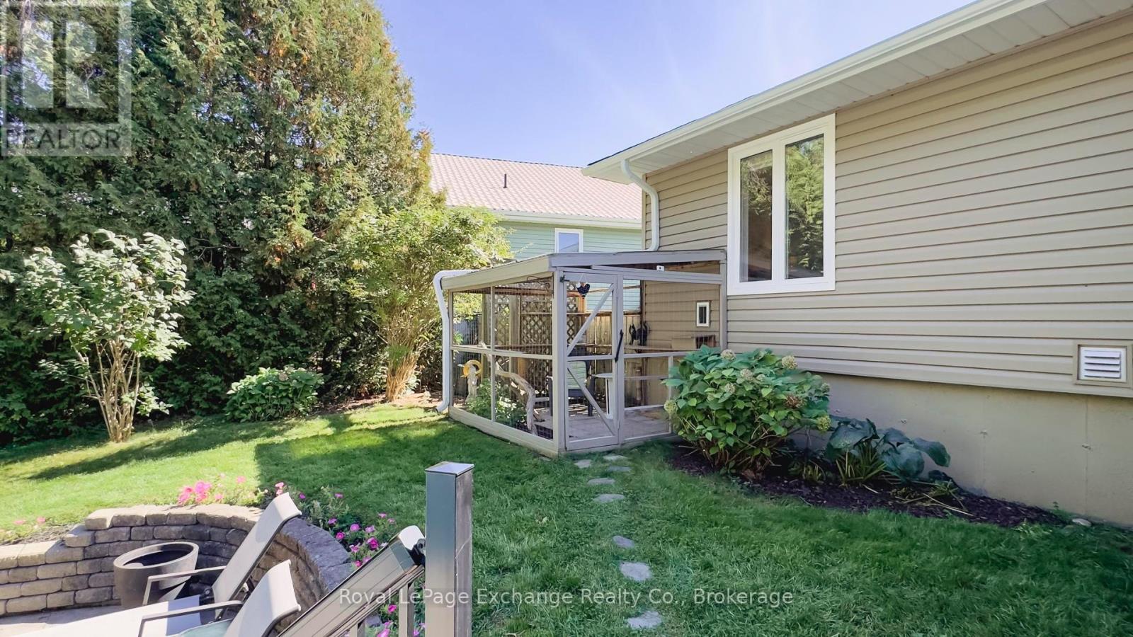 723 Goldie Crescent, Kincardine, Ontario  N2Z 2Z9 - Photo 46 - X12440449