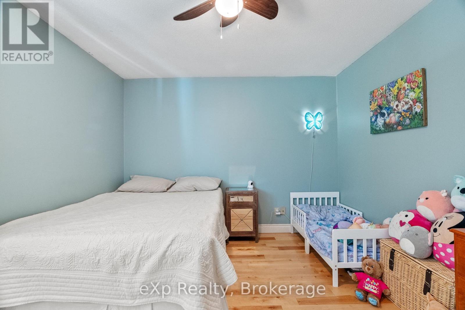 286 Dufferin Street, Stratford, Ontario  N5A 2H2 - Photo 16 - X12440459