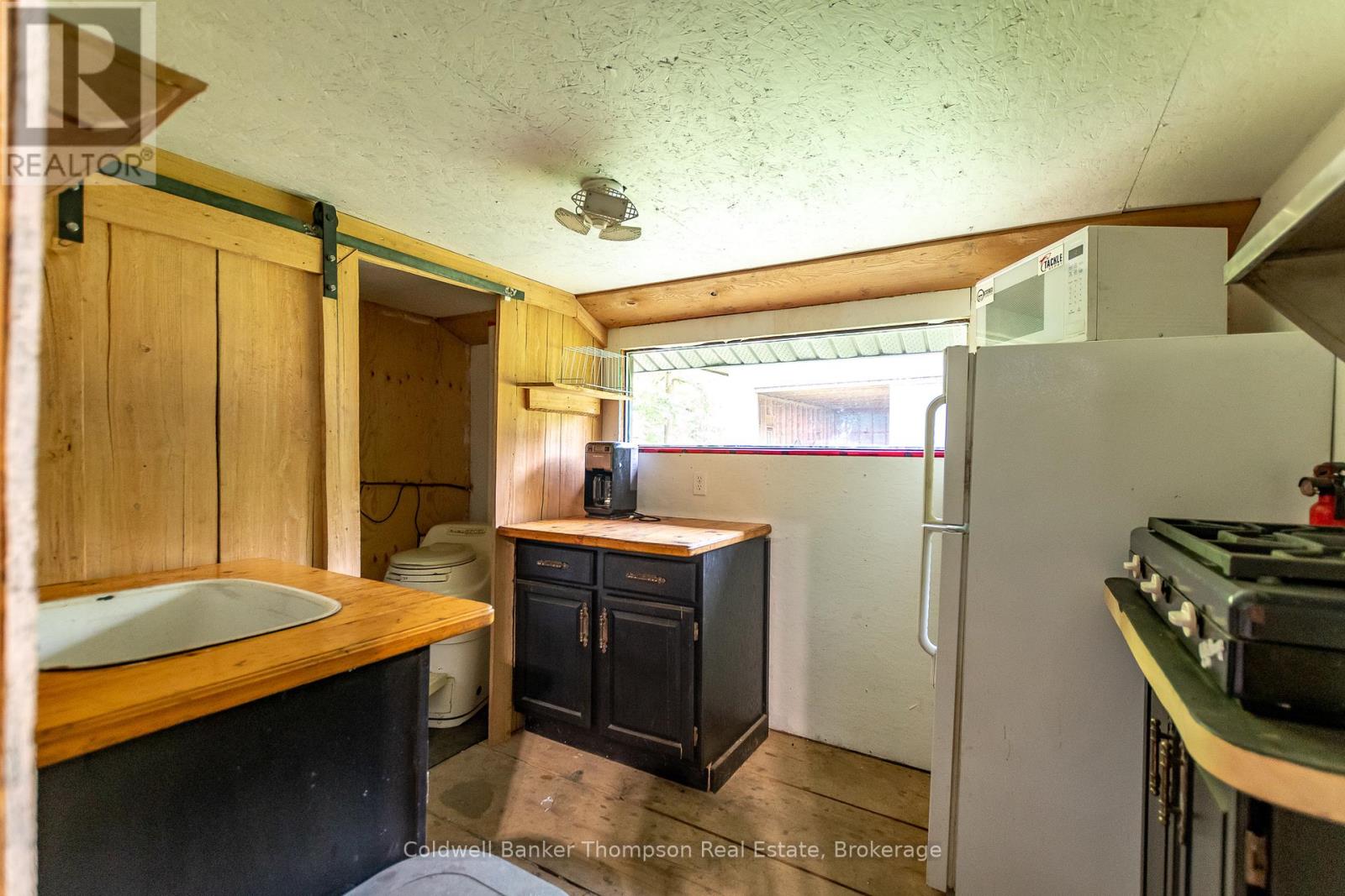 1626 Port Cunnington Road, Lake Of Bays, Ontario  P0A 1H0 - Photo 26 - X12440501