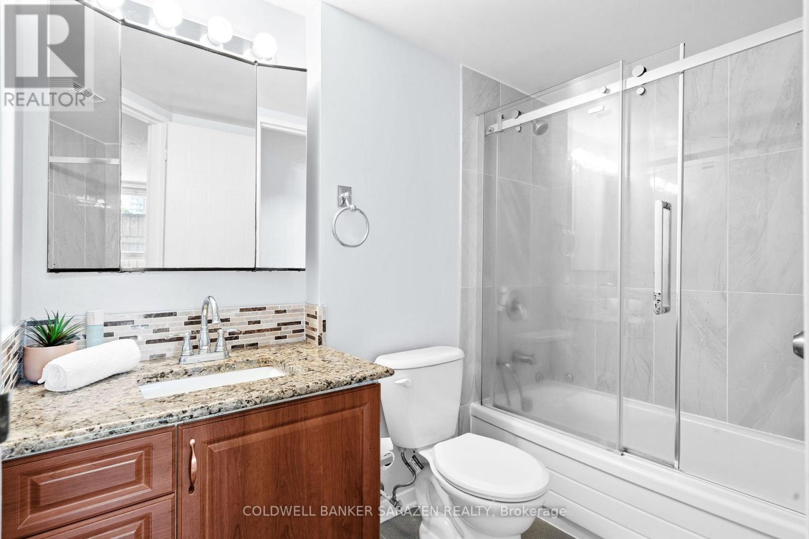 209 - 80 Sandcastle Drive, Ottawa, Ontario  K2H 9E7 - Photo 12 - X12440404