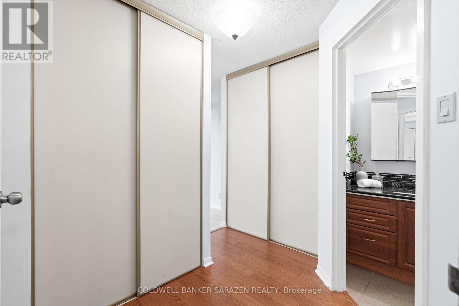 209 - 80 Sandcastle Drive, Ottawa, Ontario  K2H 9E7 - Photo 4 - X12440404
