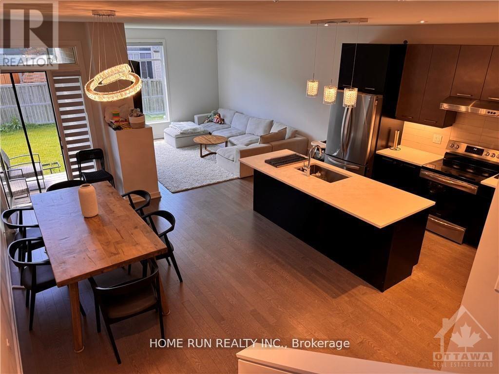 809 Brian Good Avenue, Ottawa, Ontario  K4M 0E2 - Photo 10 - X12440461