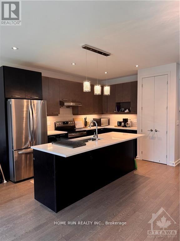 809 Brian Good Avenue, Ottawa, Ontario  K4M 0E2 - Photo 5 - X12440461