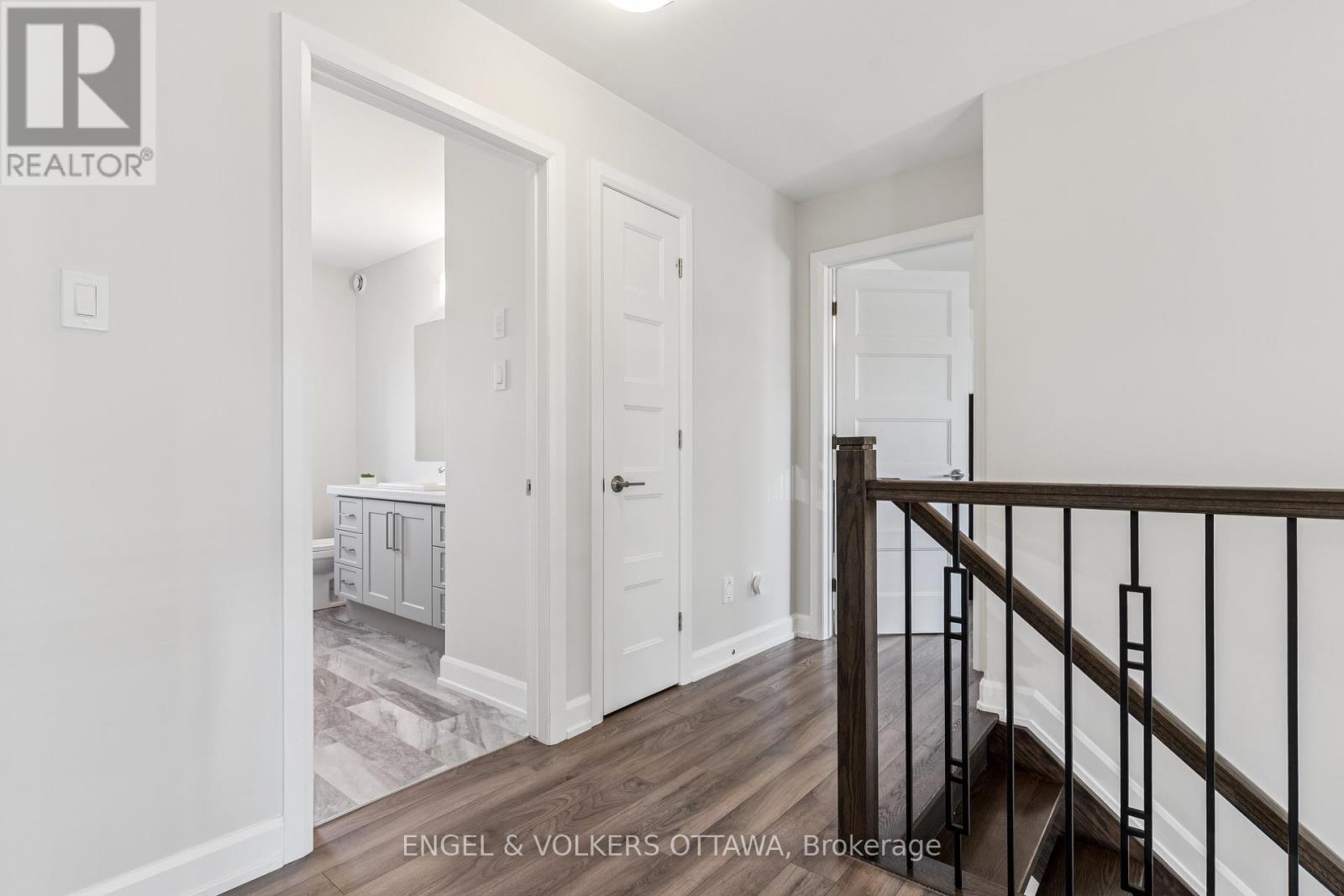 529 Lucent Street, Russell, Ontario  K4R 0G3 - Photo 24 - X12440548