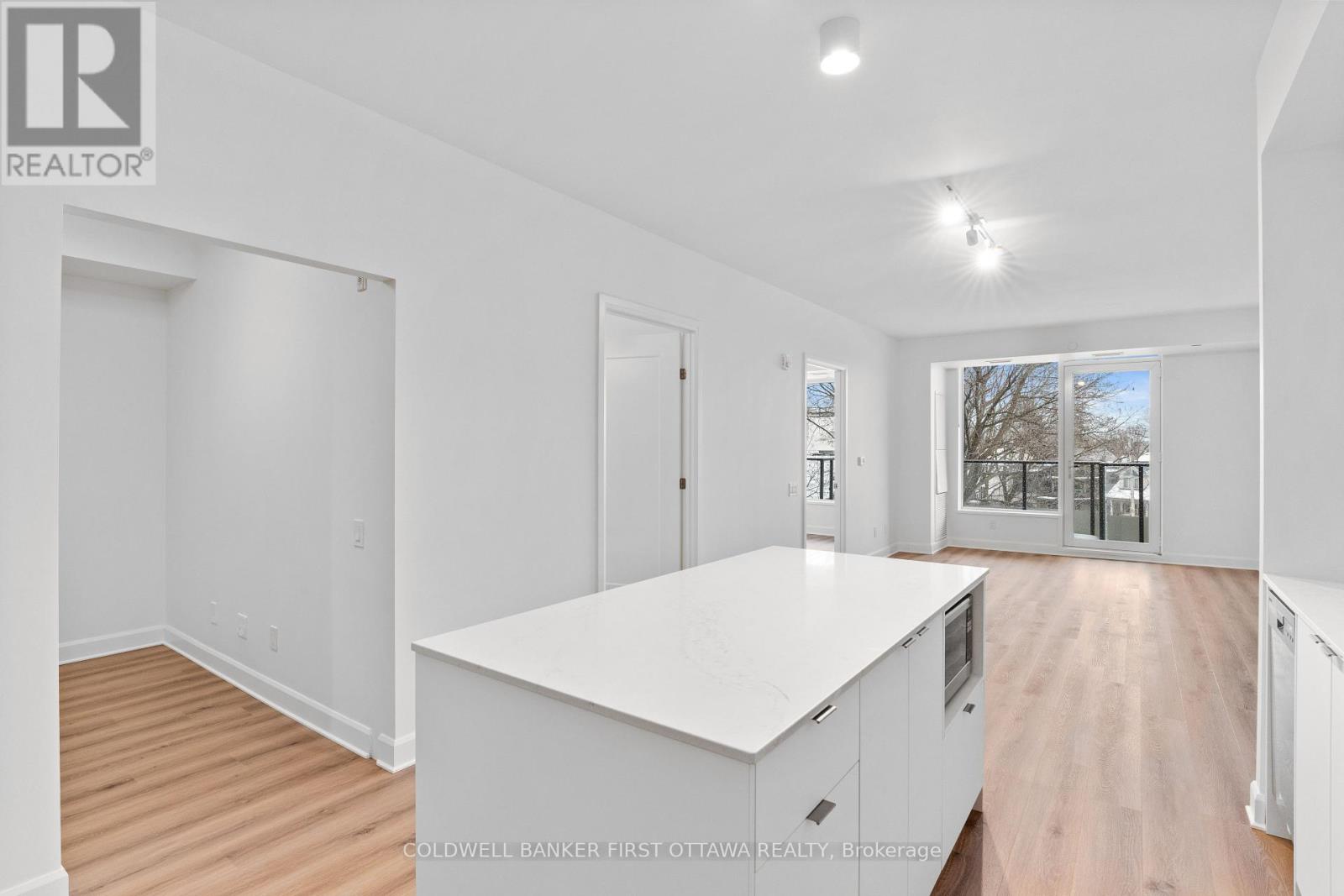 410 - 115 Echo Drive, Ottawa, Ontario  K1S 1M7 - Photo 8 - X12440579