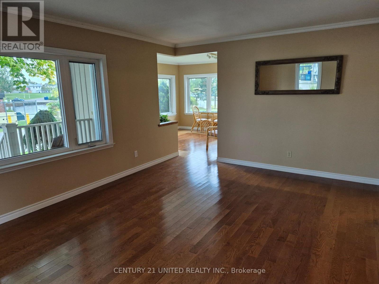 57 Edgewater Boulevard, Peterborough (Ashburnham Ward 4), Ontario  K9H 1A4 - Photo 14 - X12424575