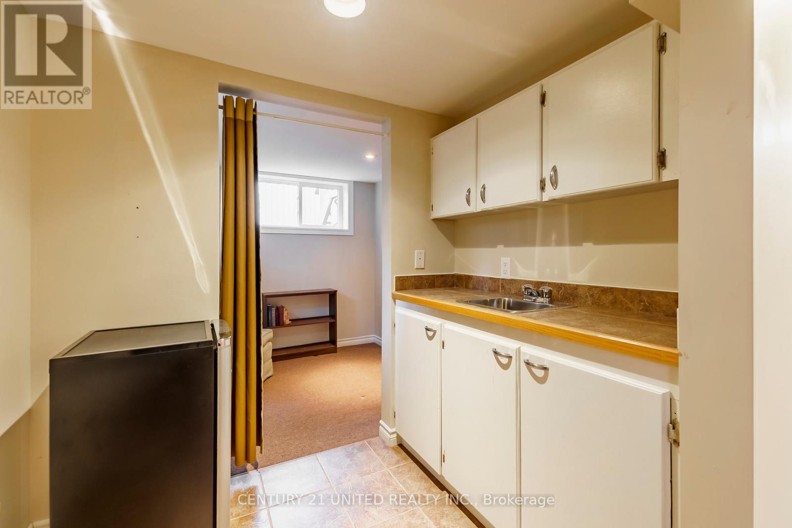 57 Edgewater Boulevard, Peterborough (Ashburnham Ward 4), Ontario  K9H 1A4 - Photo 27 - X12424575