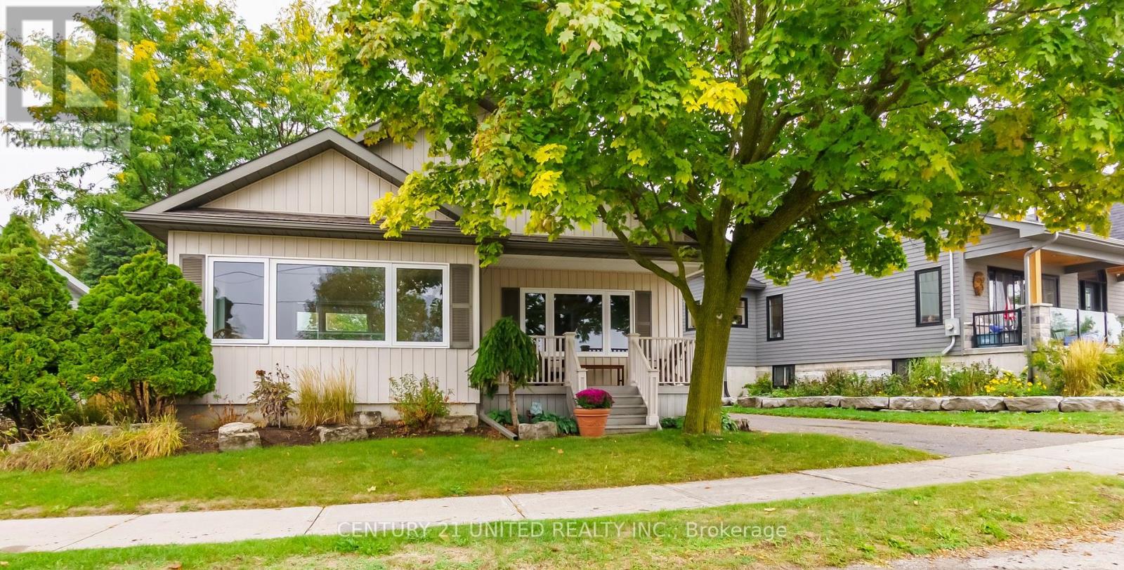 57 Edgewater Boulevard, Peterborough (Ashburnham Ward 4), Ontario  K9H 1A4 - Photo 5 - X12424575