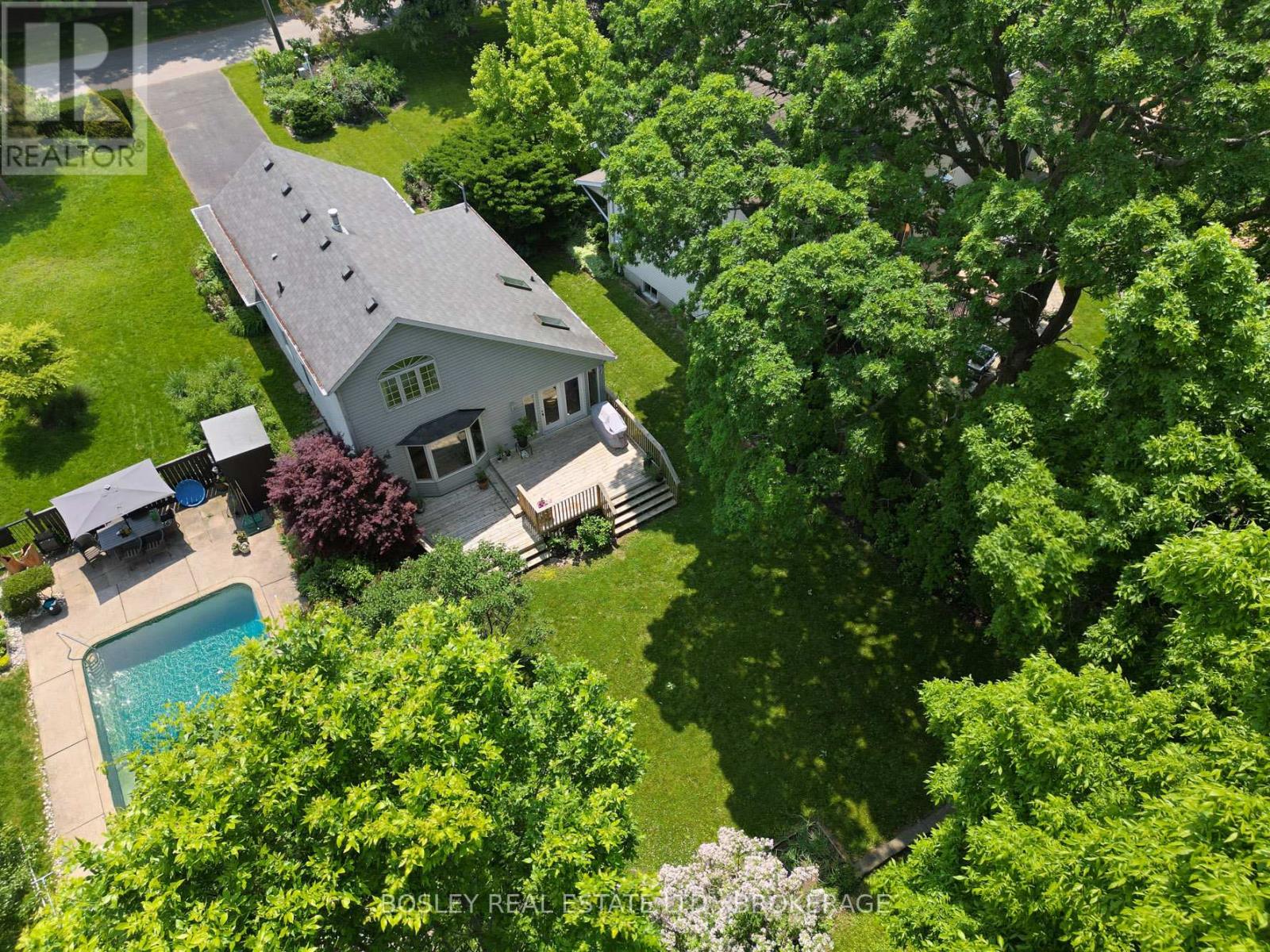 48 Henley Drive, St. Catharines (Martindale Pond), Ontario  L2N 4A9 - Photo 32 - X12440411
