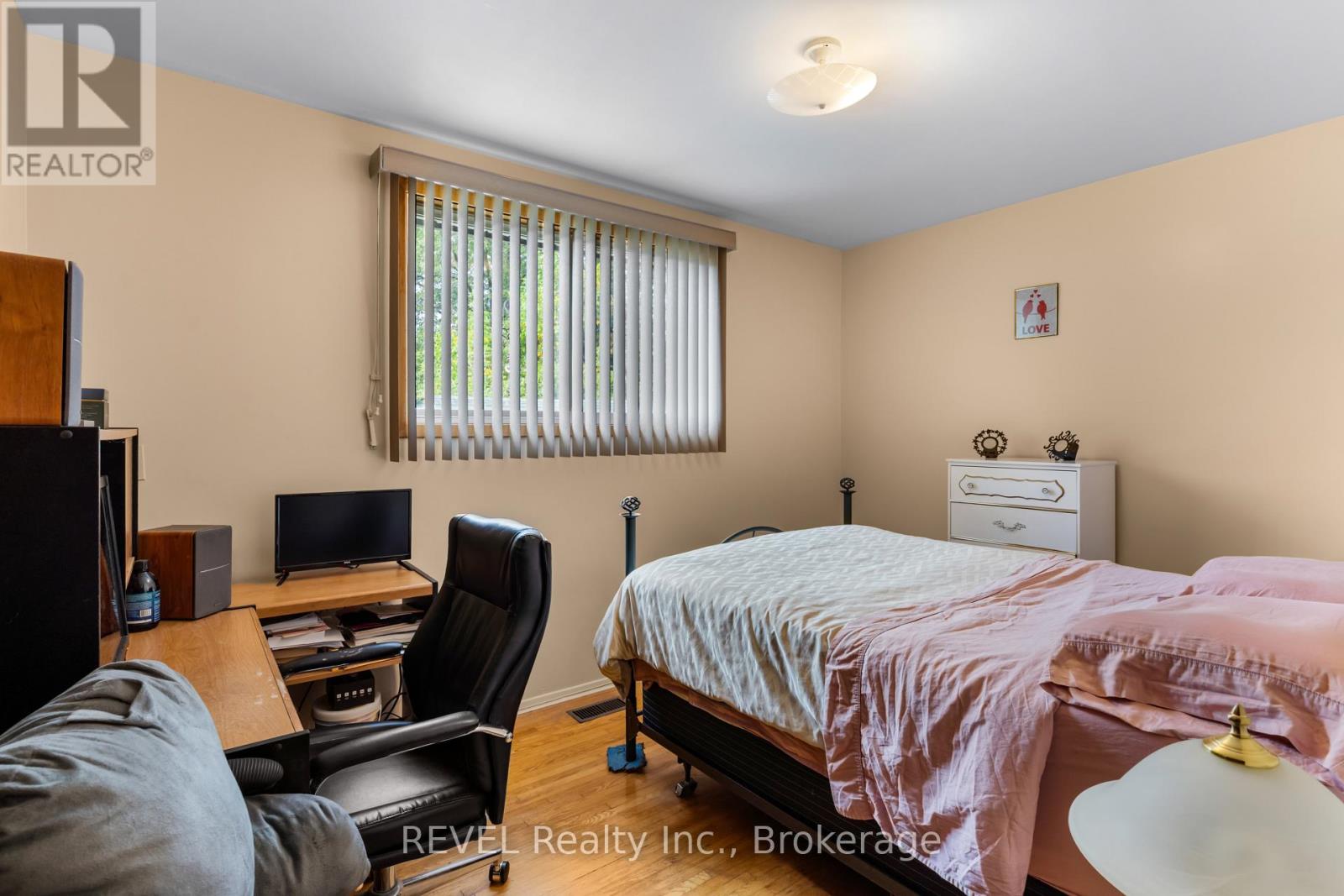 6256 Johnson Drive, Niagara Falls (Church's Lane), Ontario  L2J 3J5 - Photo 13 - X12440484