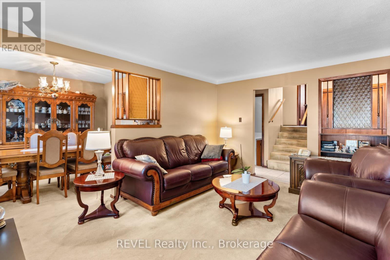 6256 Johnson Drive, Niagara Falls (Church's Lane), Ontario  L2J 3J5 - Photo 6 - X12440484