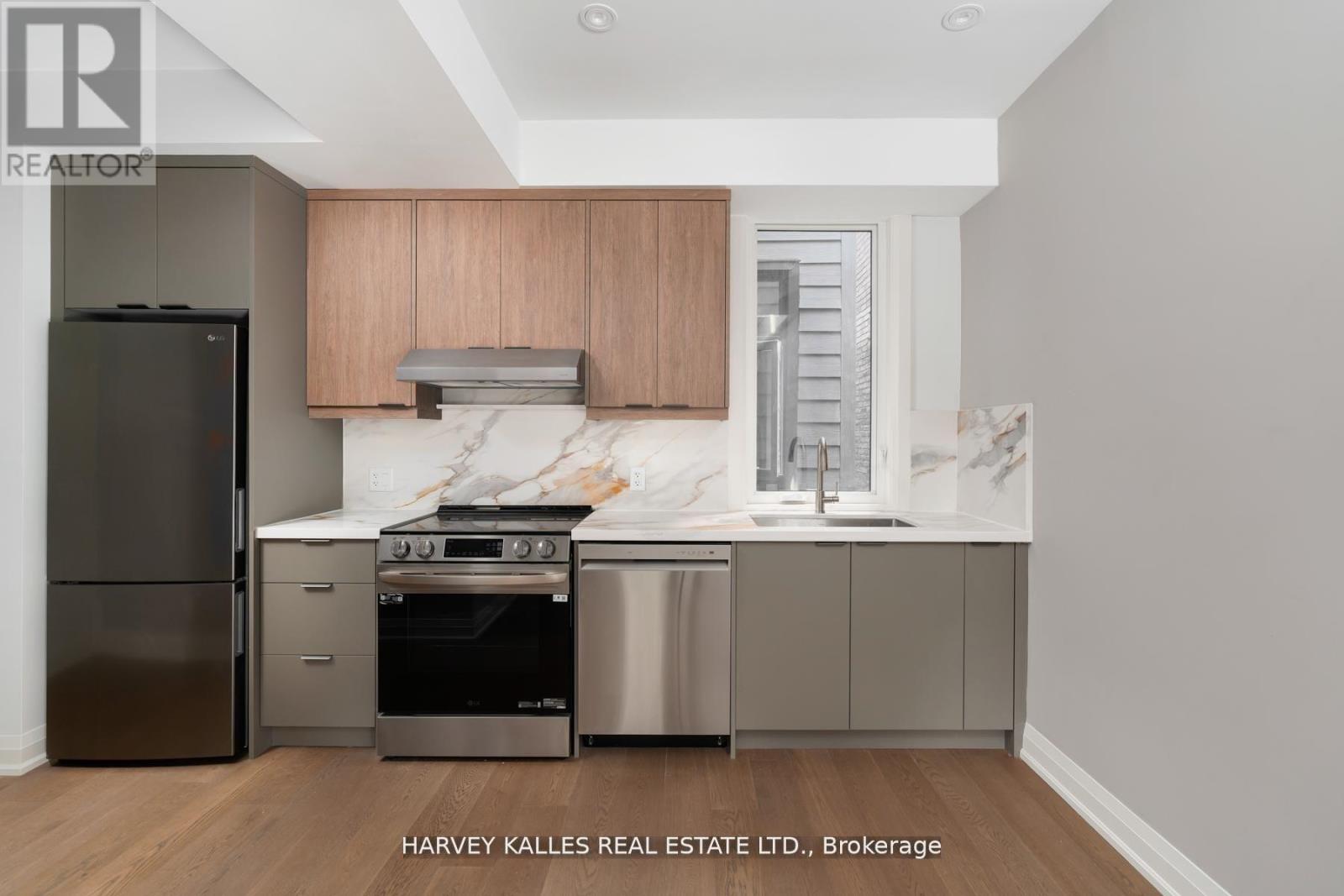 Apartment #3 (2nd Floor) - 24 Sullivan Street, Toronto, Ontario  M5T 1B9 - Photo 6 - C12440312