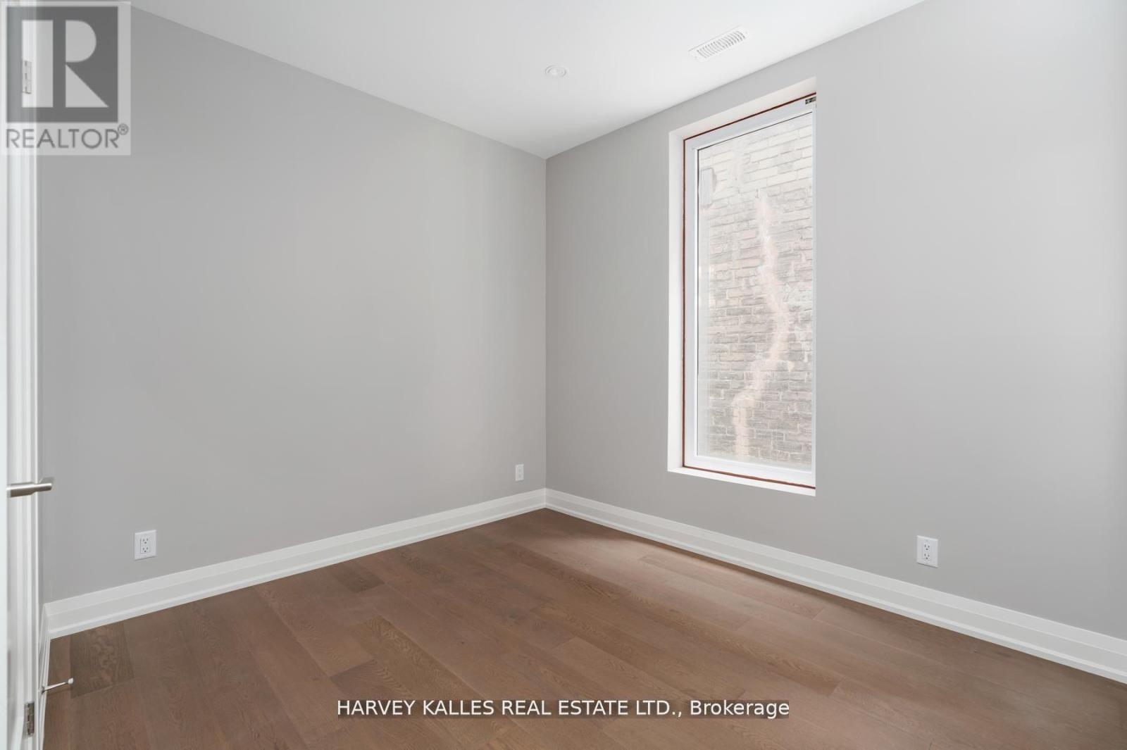 Apartment #3 (2nd Floor) - 24 Sullivan Street, Toronto, Ontario  M5T 1B9 - Photo 9 - C12440312
