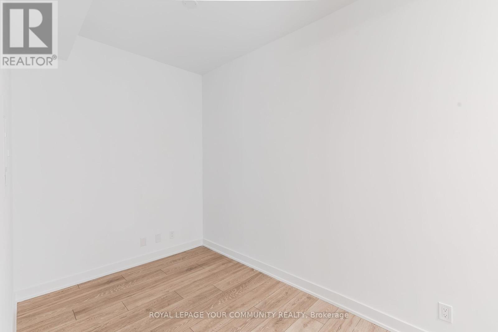 1625 - 108 Peter St Street, Toronto, Ontario  M5V 0W2 - Photo 5 - C12440332