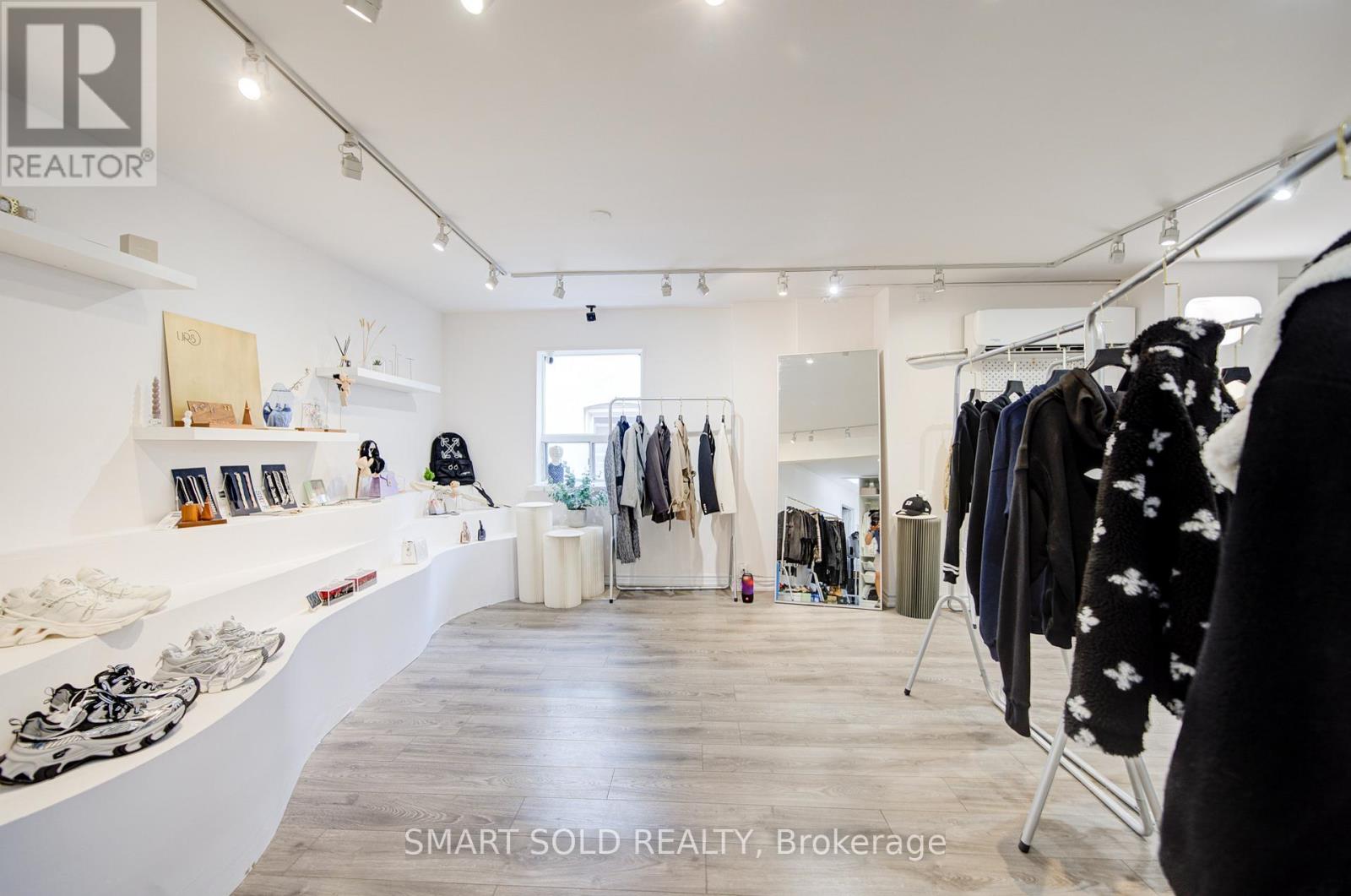 5445 Yonge Street, Toronto, Ontario  M2N 5S1 - Photo 11 - C12440373