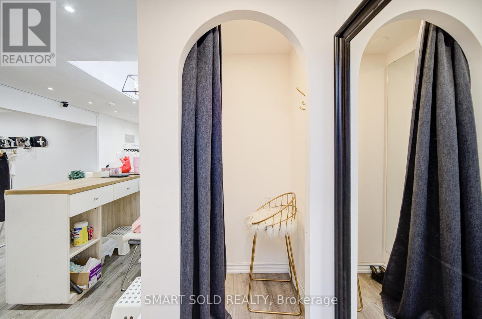 5445 Yonge Street, Toronto, Ontario  M2N 5S1 - Photo 16 - C12440373