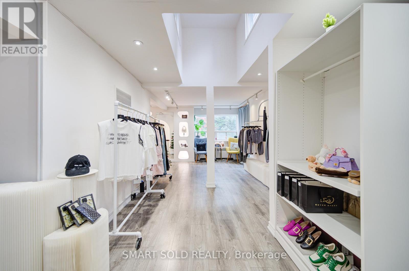 5445 Yonge Street, Toronto, Ontario  M2N 5S1 - Photo 17 - C12440373