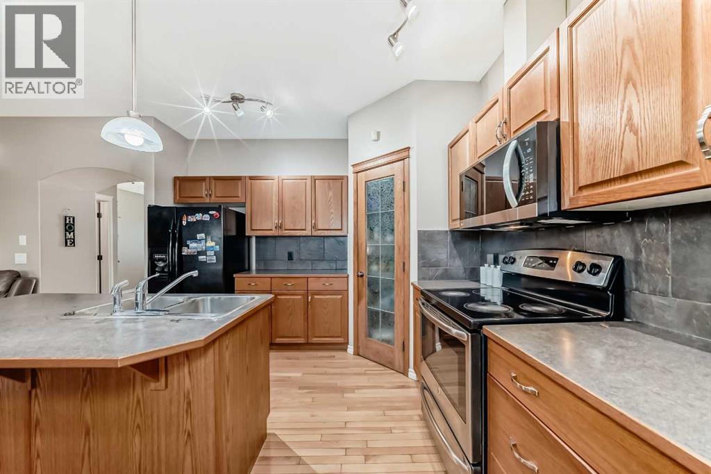 116, 100 Coopers Common Sw, Airdrie, Alberta  T4B 3C7 - Photo 6 - A2261634