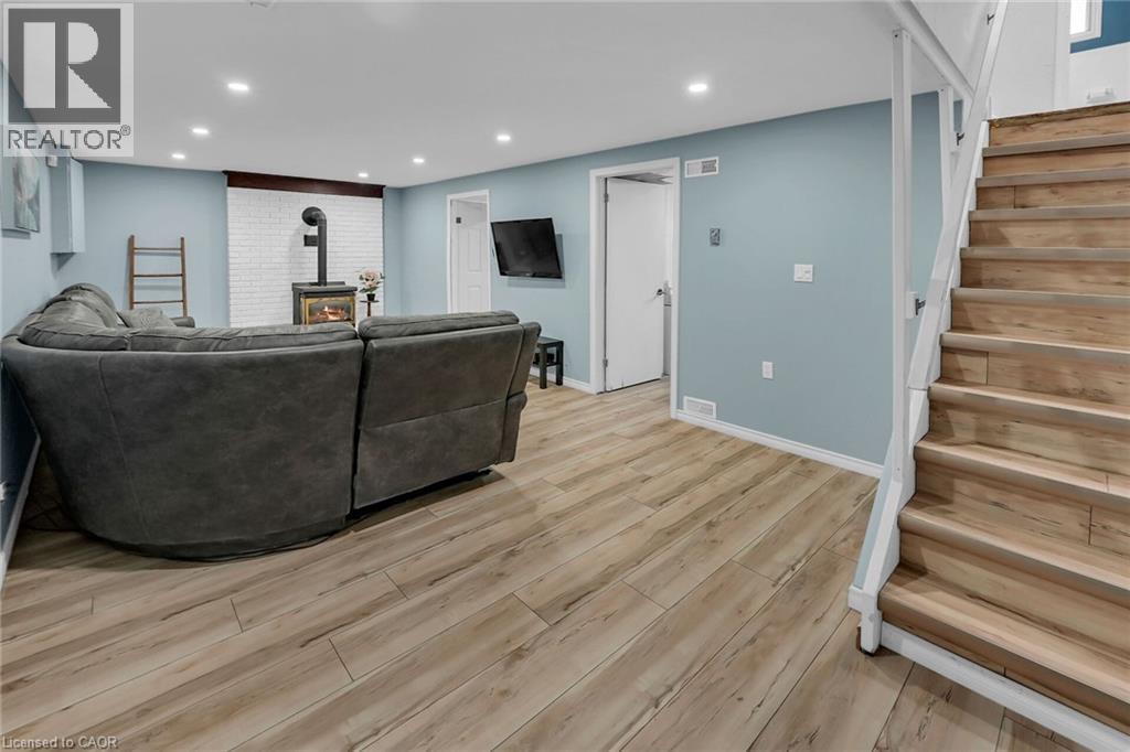 2 The Meadows Street, St. Catharines, Ontario  L2N 7K6 - Photo 27 - 40772048