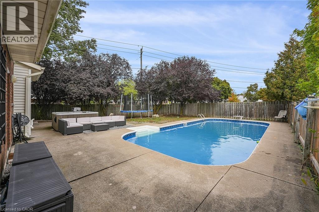 2 The Meadows Street, St. Catharines, Ontario  L2N 7K6 - Photo 36 - 40772048