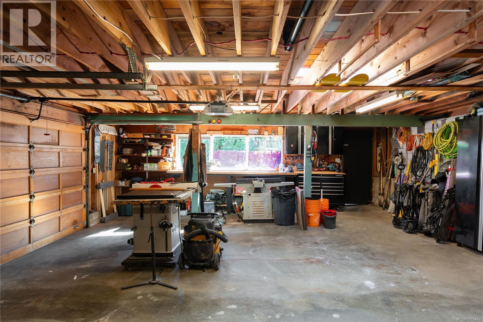 5276 Parker Ave, Saanich, British Columbia  V8Y 2M9 - Photo 52 - 1015484