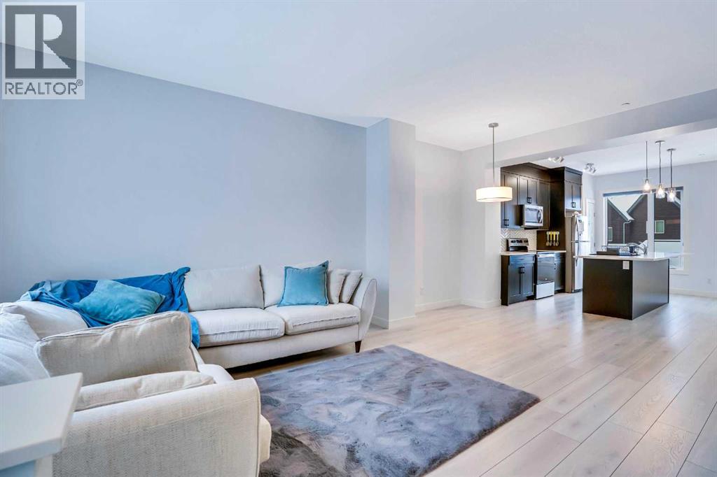 160 Livingston Common Ne, Calgary, Alberta  T3P 1K1 - Photo 3 - A2242012