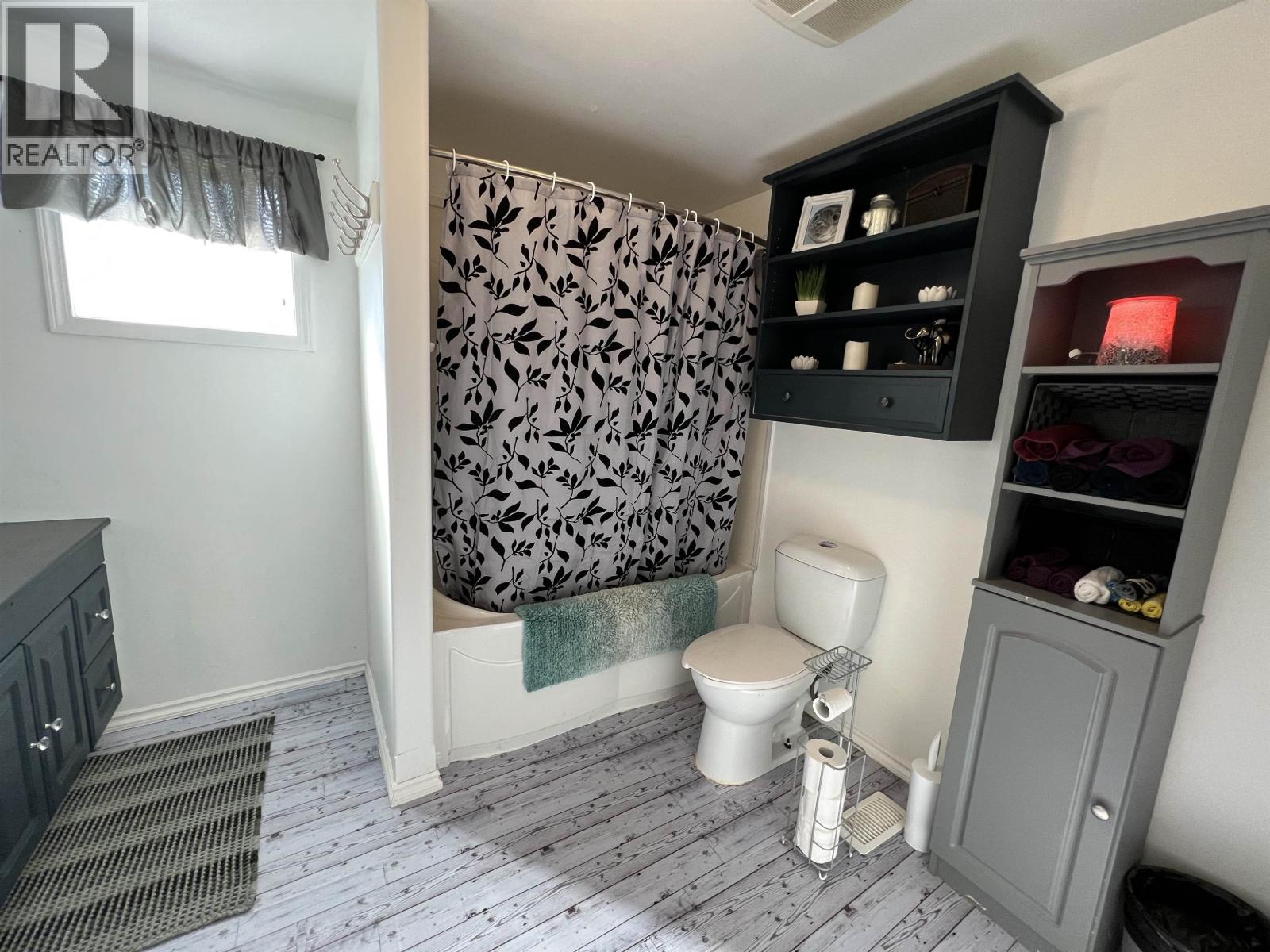 5228 40th Street, Fort Nelson, British Columbia  V0C 1R0 - Photo 26 - R3054485