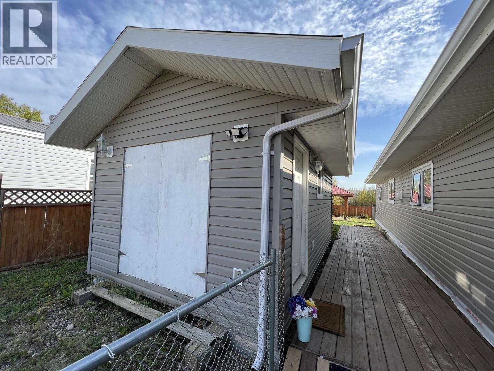 5228 40th Street, Fort Nelson, British Columbia  V0C 1R0 - Photo 2 - R3054485