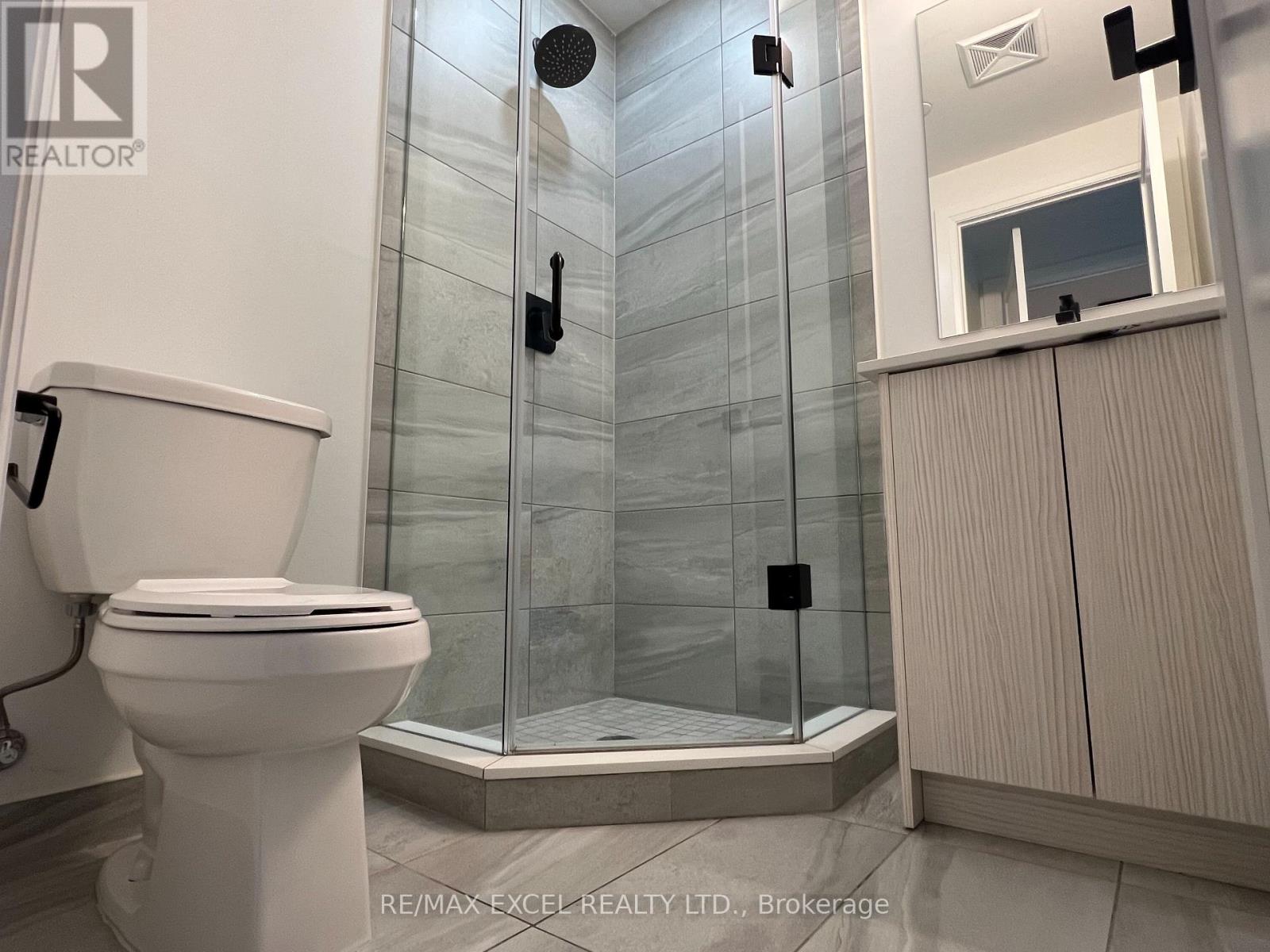 215 - 2369 Danforth Avenue, Toronto, Ontario  M4C 0B1 - Photo 18 - E12440317