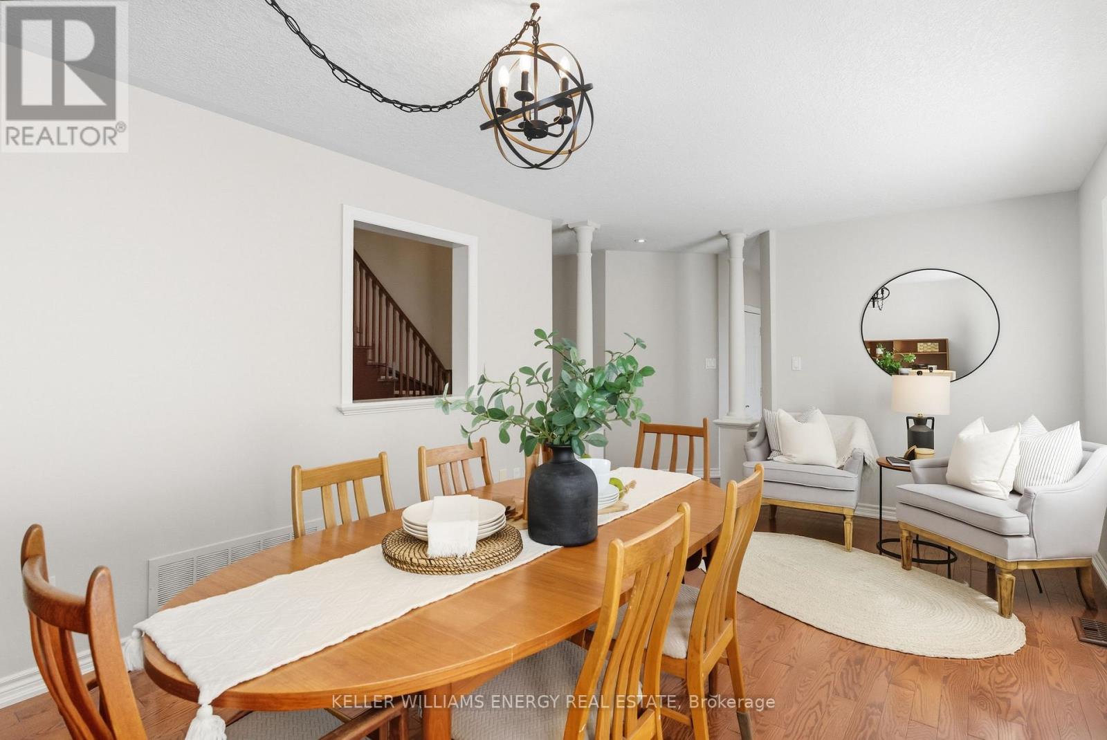 47 Scepter Place, Whitby, Ontario  L1R 3A8 - Photo 5 - E12440532