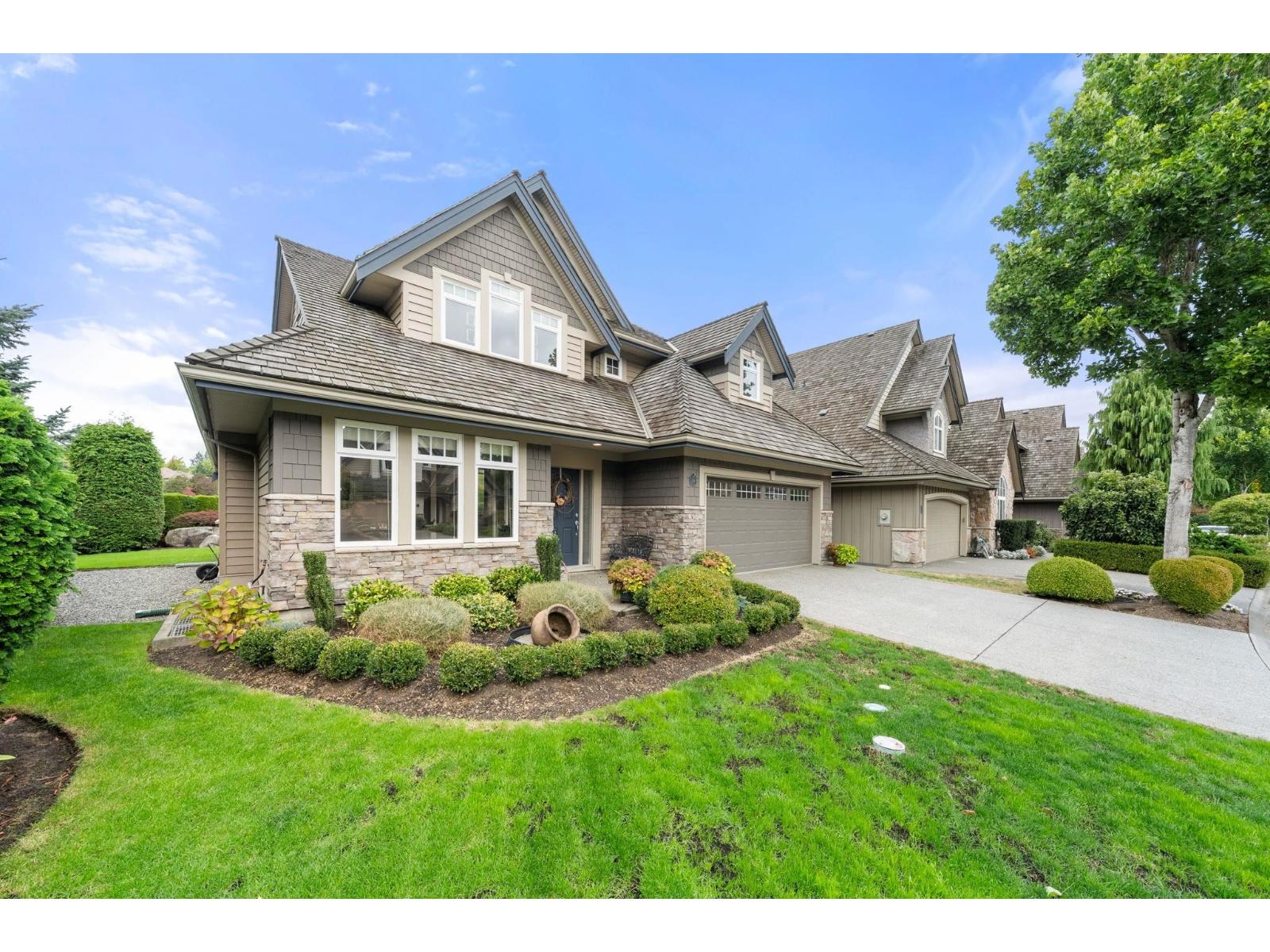 19 3300 157a Street, Surrey, British Columbia  V3Z 2P2 - Photo 2 - R3054208