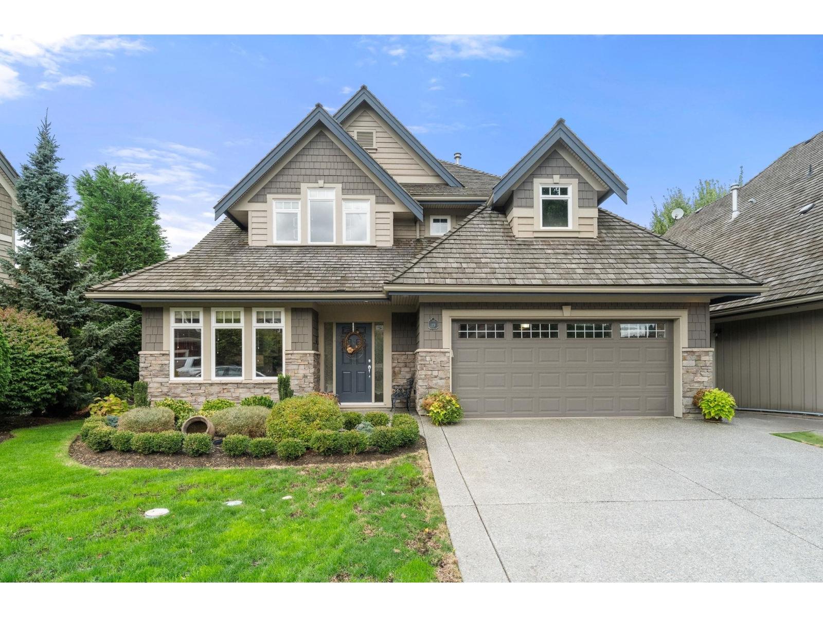 19 3300 157a Street, Surrey, British Columbia  V3Z 2P2 - Photo 1 - R3054208