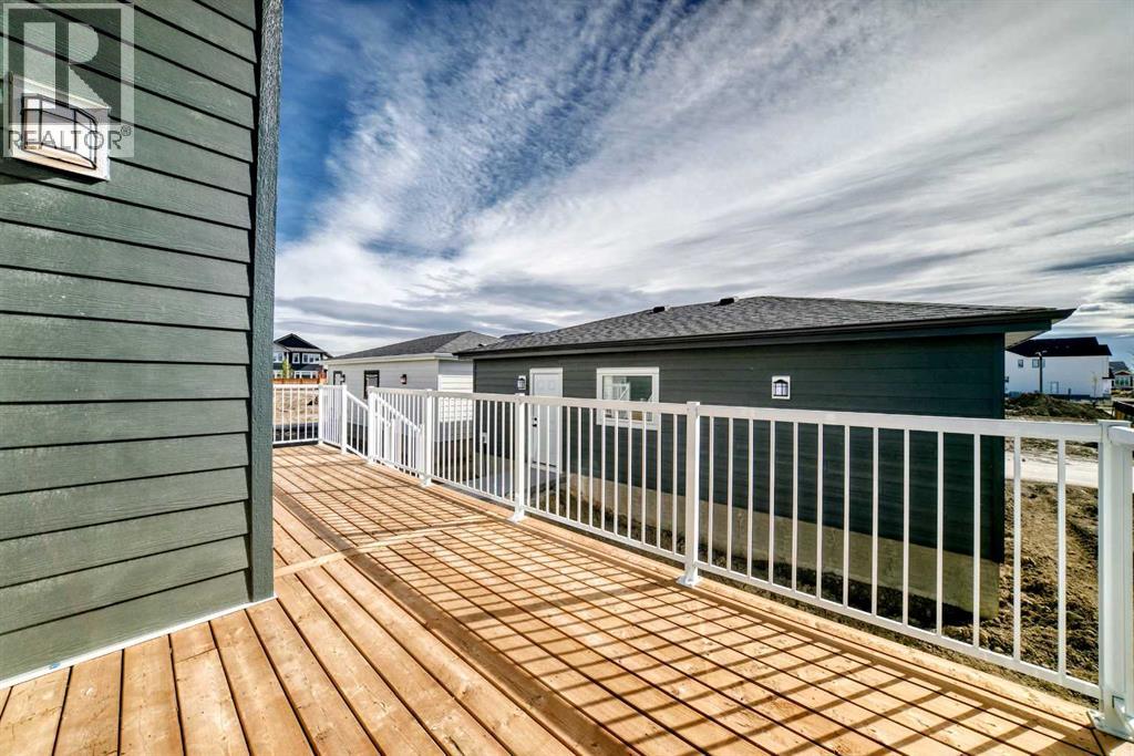 211 Perch Bend, Rural Rocky View County, Alberta  T3Z 0J9 - Photo 10 - A2250129