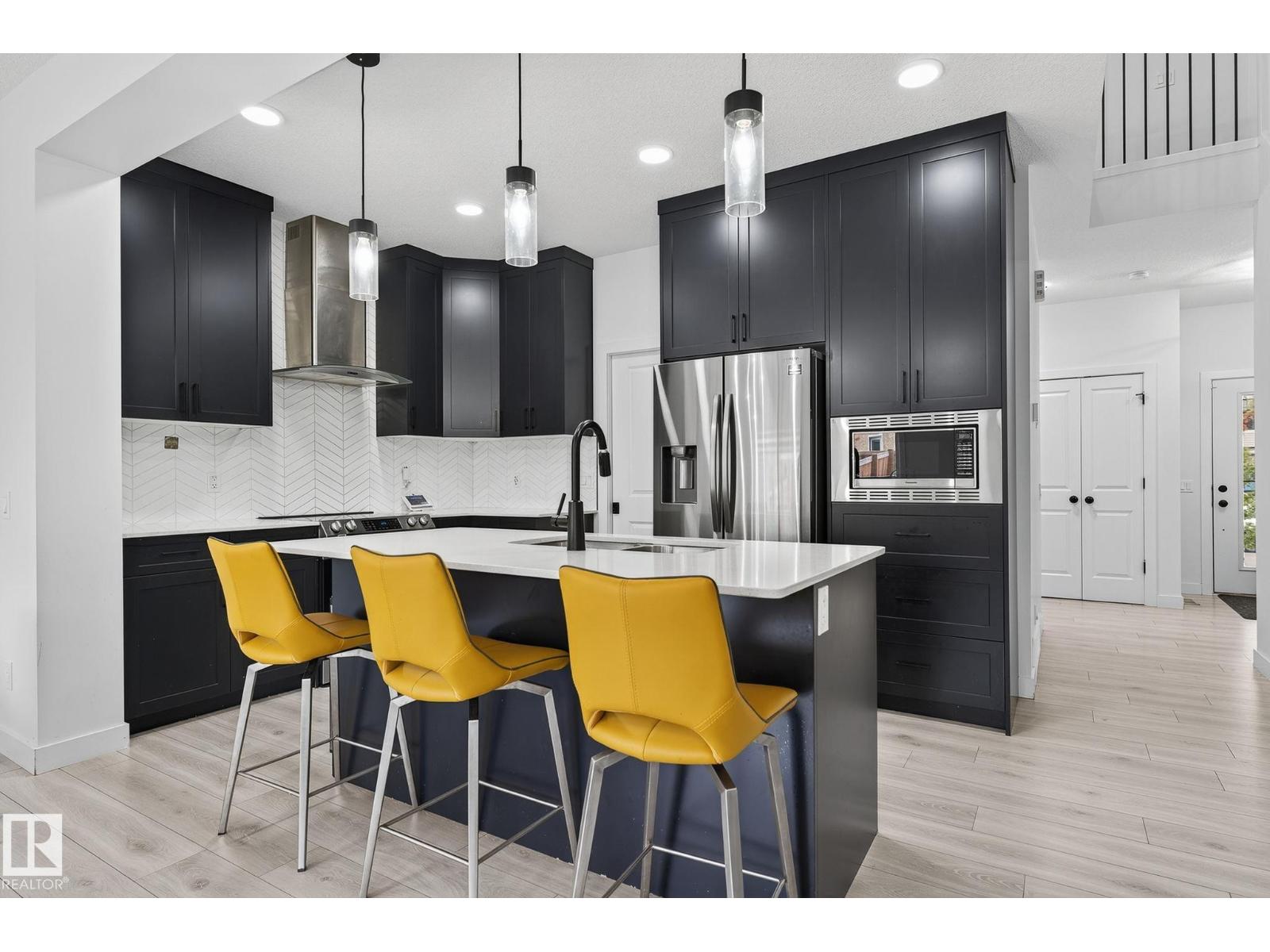 7336 179 Av Nw, Edmonton, Alberta  T5Z 0M7 - Photo 1 - E4460420