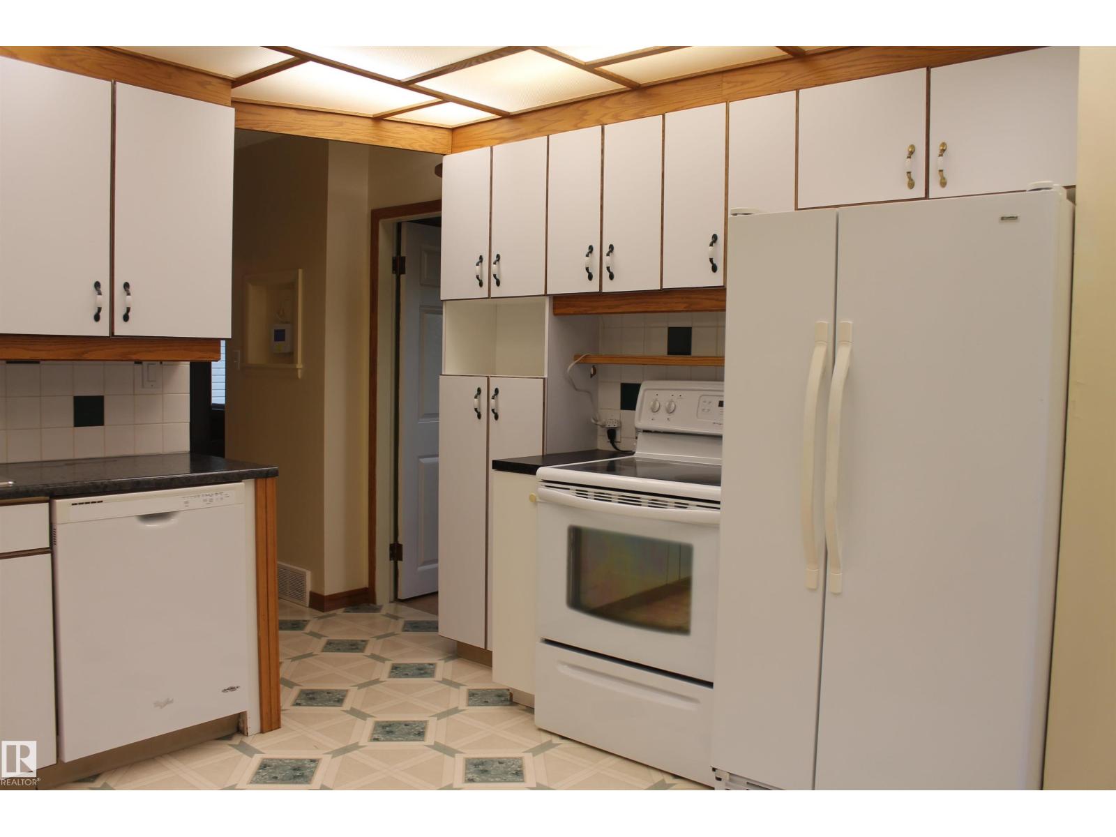 5026 47 St, Daysland, Alberta  T0B 1A0 - Photo 6 - E4460421