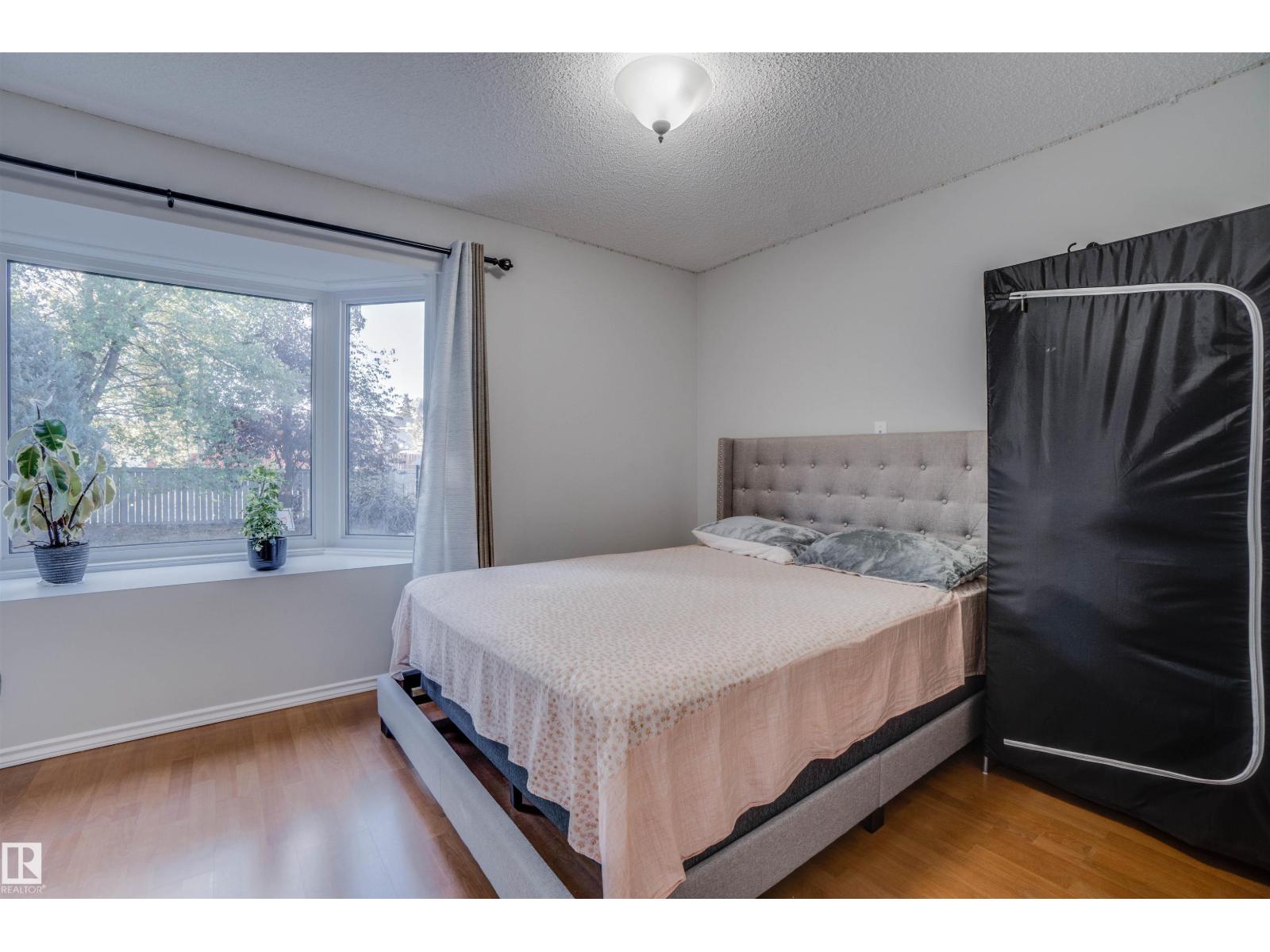 4239 29 Av Nw, Edmonton, Alberta  T6L 5K3 - Photo 19 - E4460422