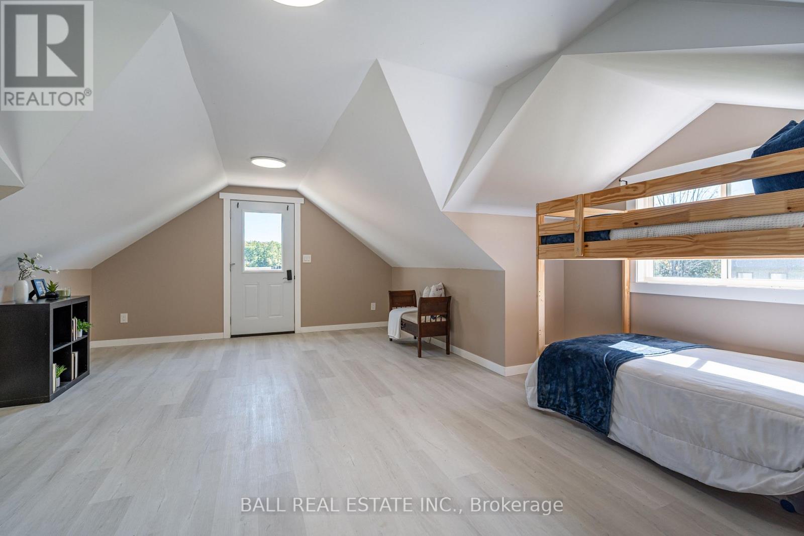 2566 Fire Route 37, Selwyn, Ontario  K0L 2H0 - Photo 33 - X12440539