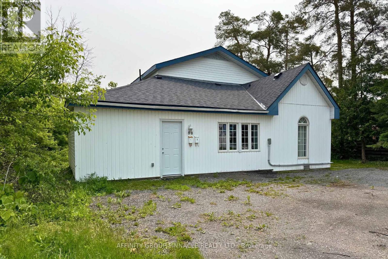 88 Albert Street S, Kawartha Lakes, Ontario  K9V 3H6 - Photo 37 - X12440551