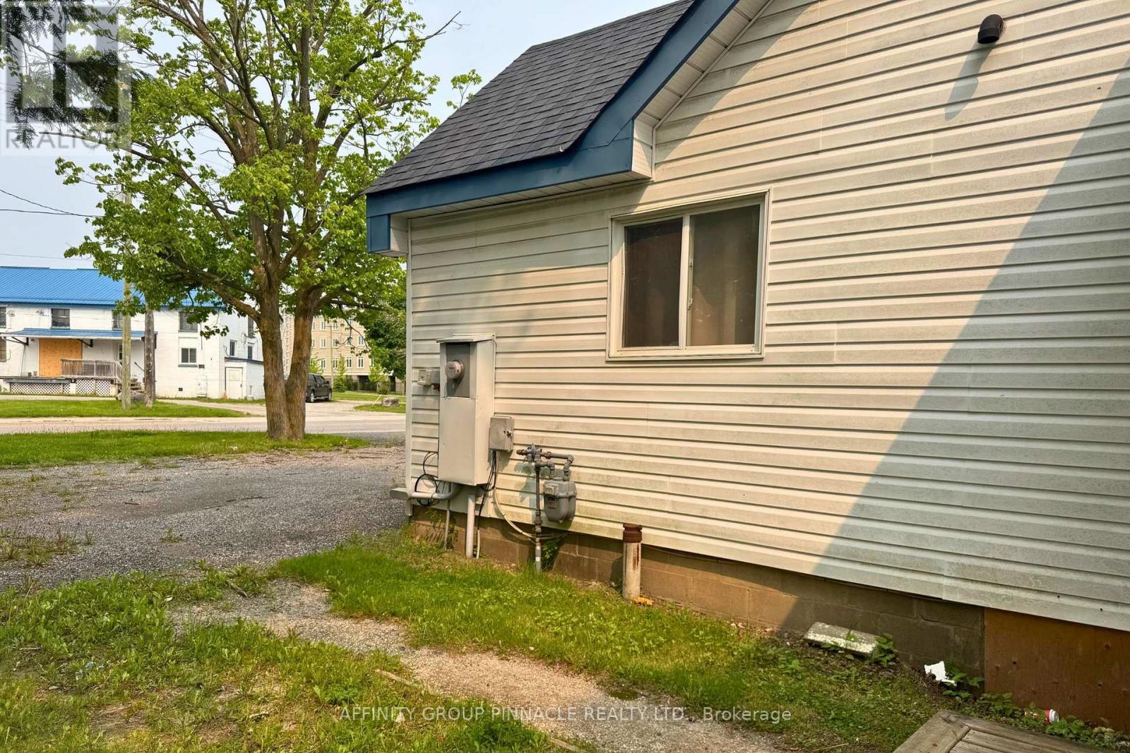 88 Albert Street S, Kawartha Lakes, Ontario  K9V 3H6 - Photo 8 - X12440551