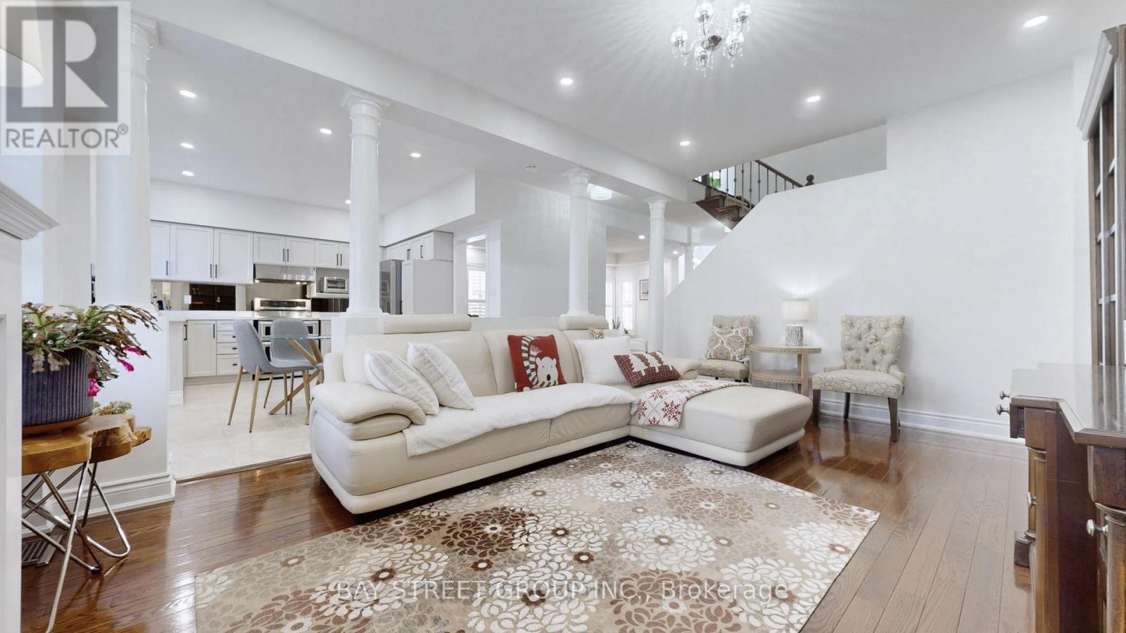 115 Colesbrook Road, Richmond Hill, Ontario  L4S 2G3 - Photo 12 - N12440326