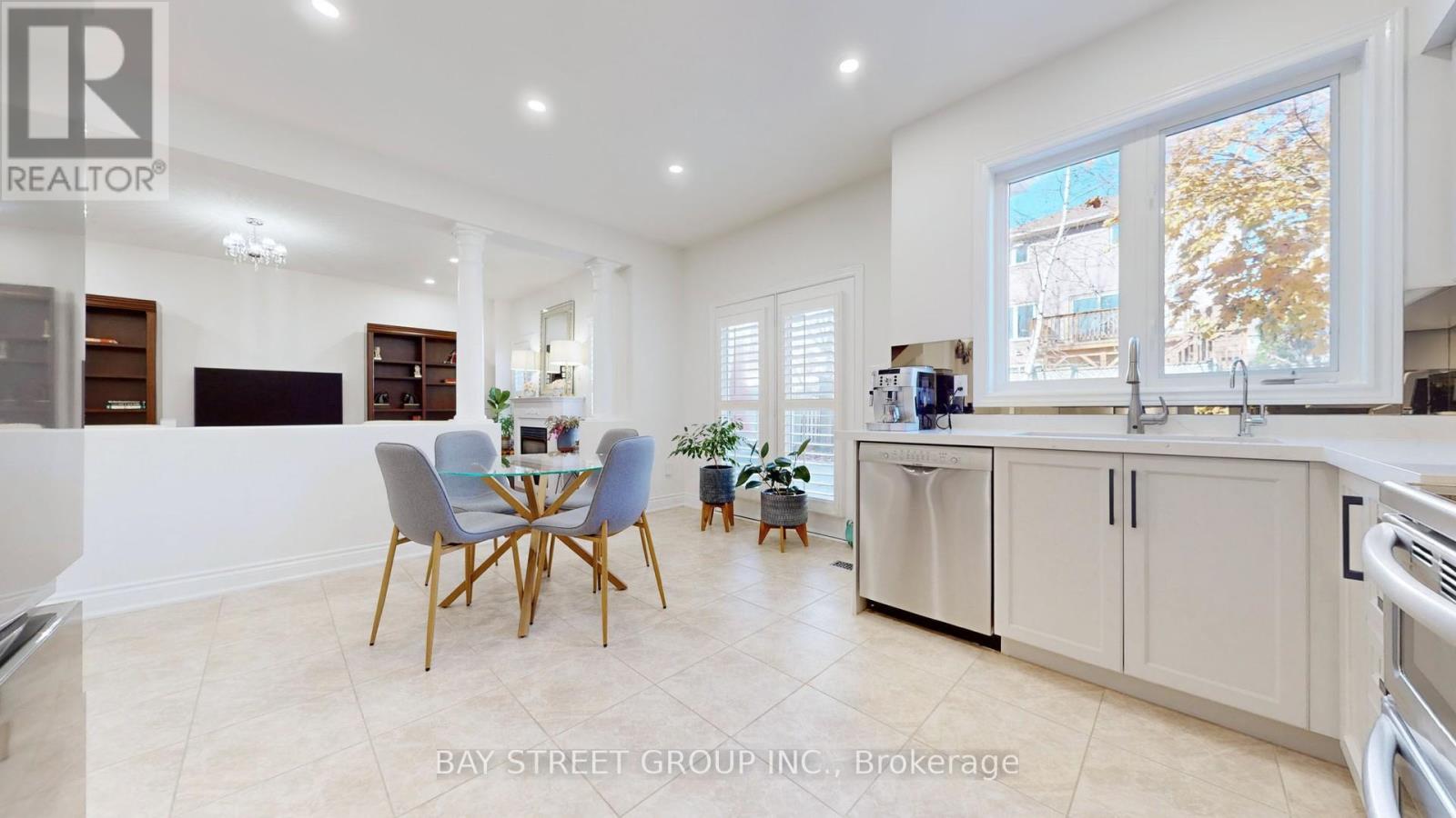 115 Colesbrook Road, Richmond Hill, Ontario  L4S 2G3 - Photo 16 - N12440326