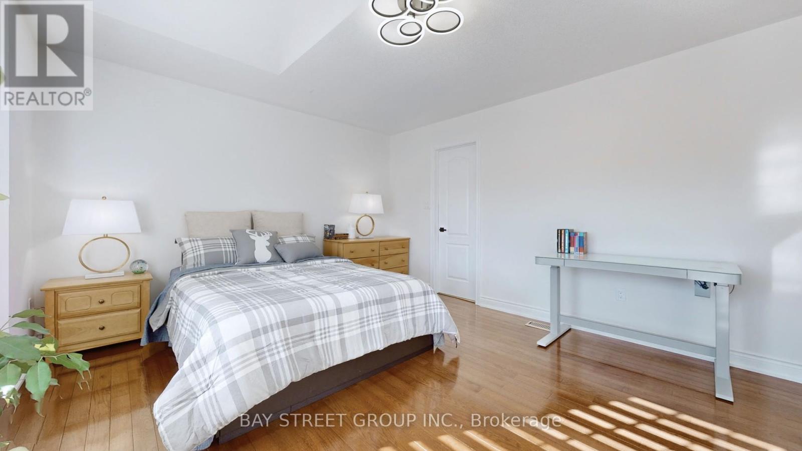 115 Colesbrook Road, Richmond Hill, Ontario  L4S 2G3 - Photo 25 - N12440326