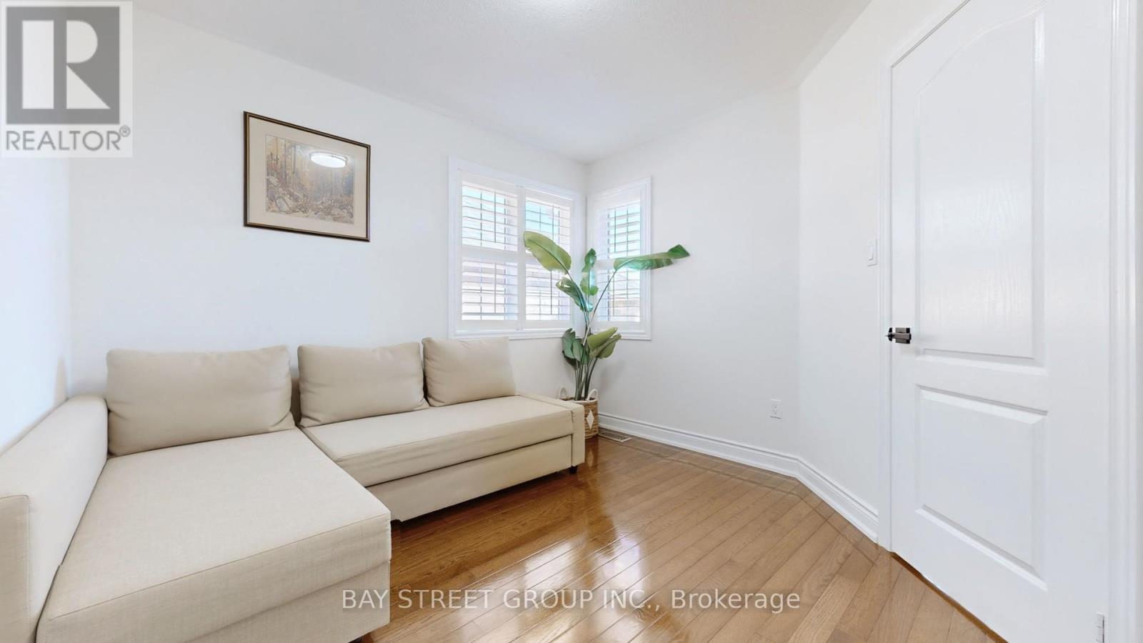 115 Colesbrook Road, Richmond Hill, Ontario  L4S 2G3 - Photo 28 - N12440326