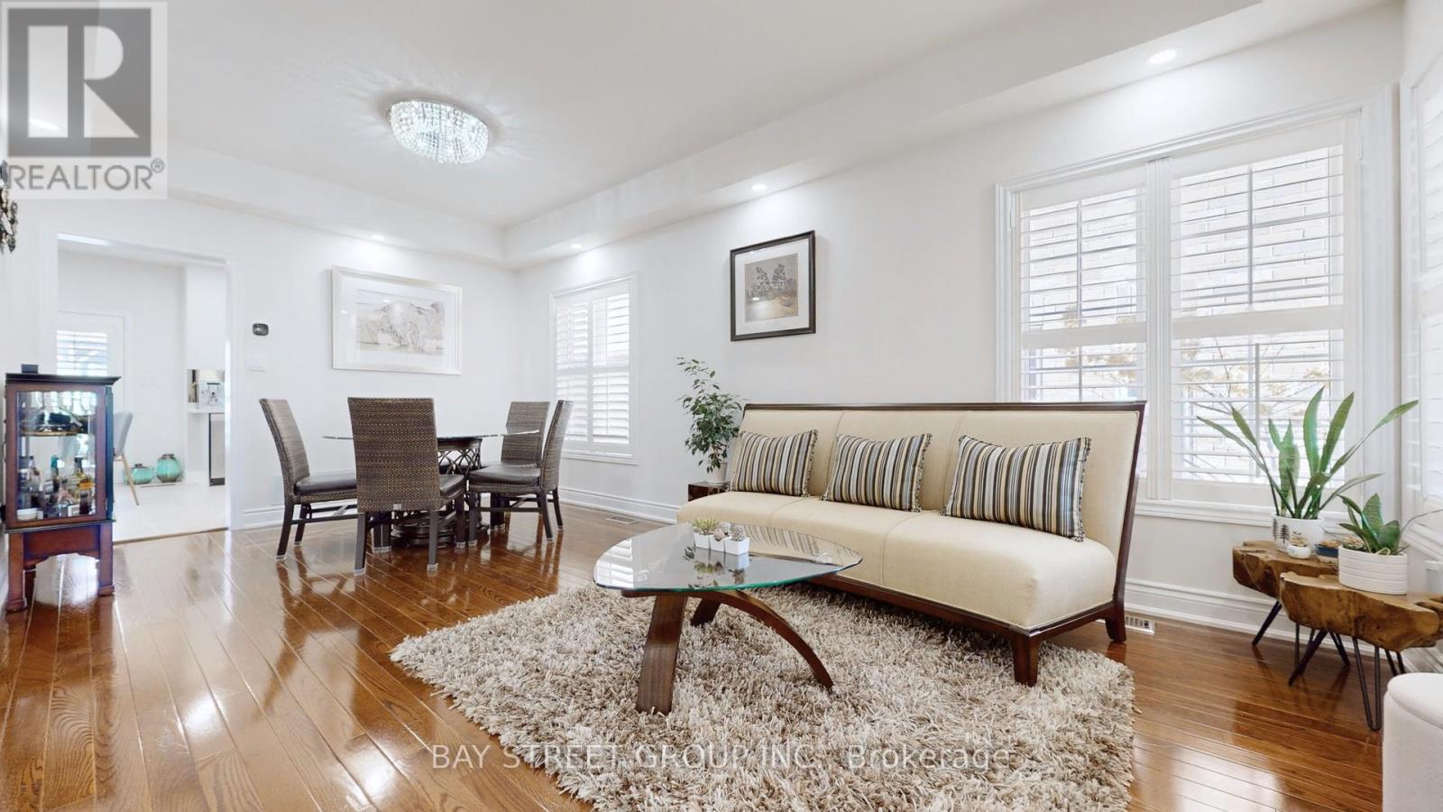 115 Colesbrook Road, Richmond Hill, Ontario  L4S 2G3 - Photo 6 - N12440326