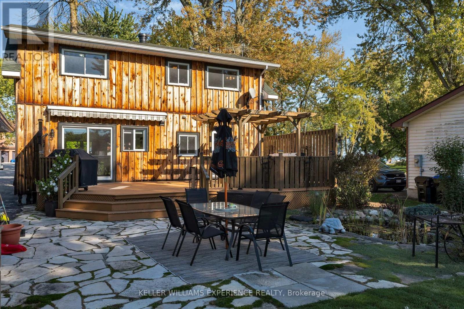 228 Bayshore Road, Innisfil, Ontario  L0L 1K0 - Photo 14 - N12440348